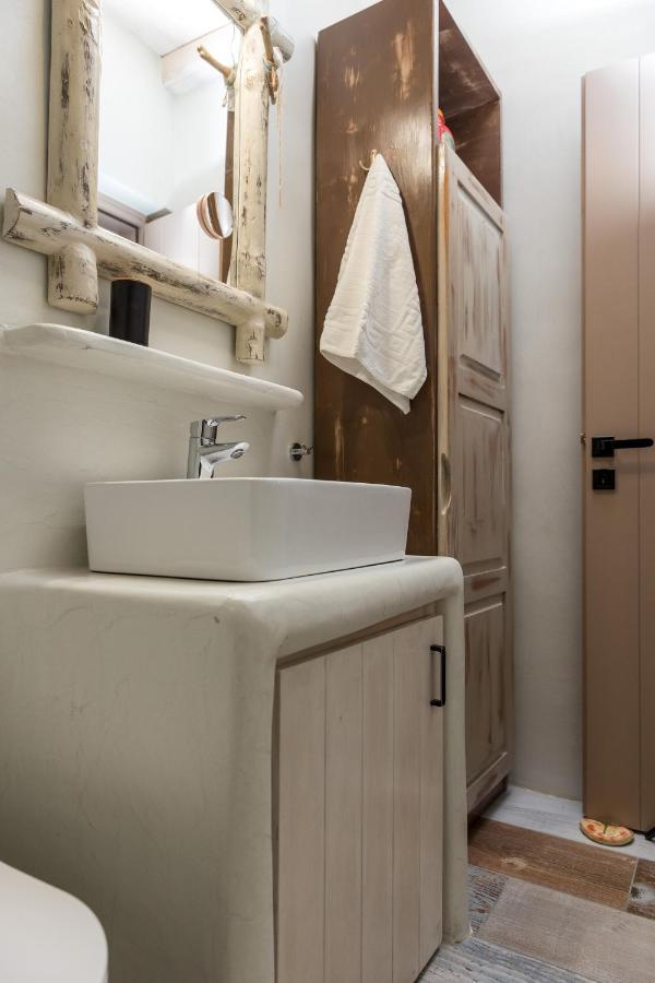 Elizabeth'S Small Apartment Naxos City Экстерьер фото